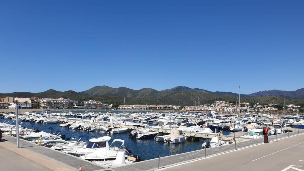 Port De Llanca , La Miranda Apartment Bagian luar foto