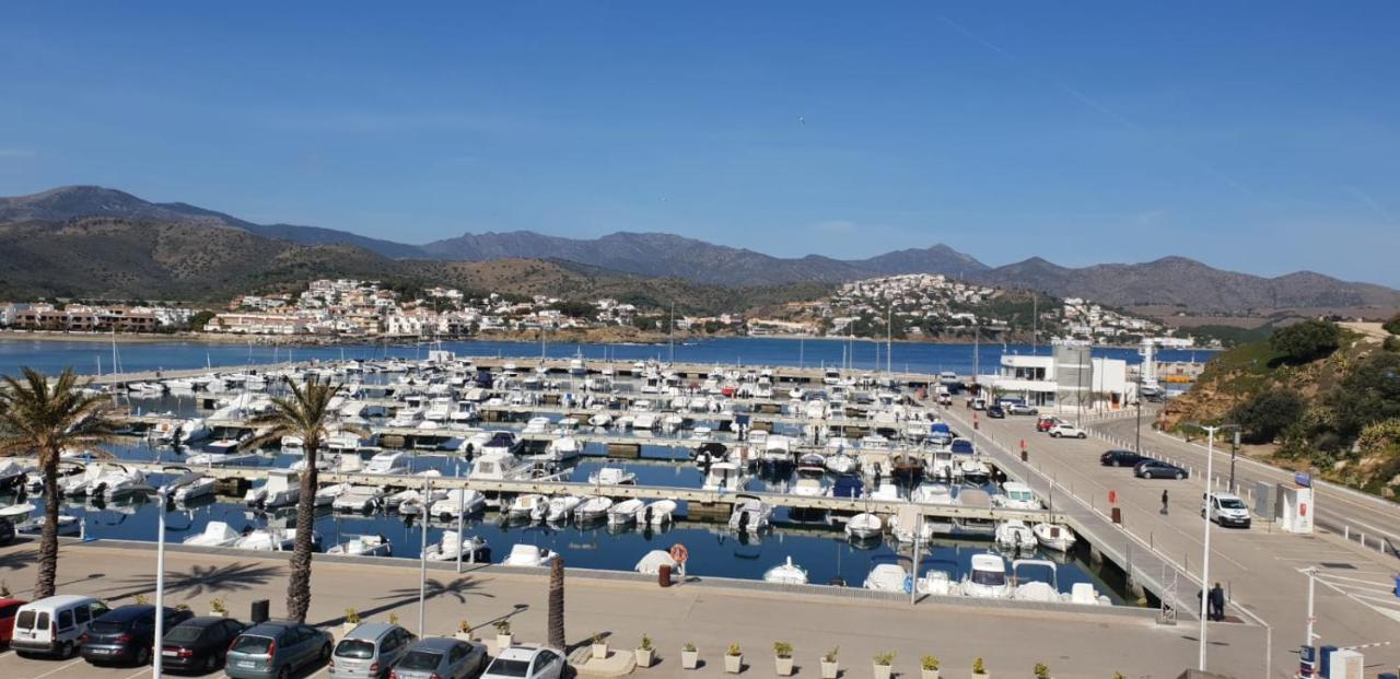 Port De Llanca , La Miranda Apartment Bagian luar foto